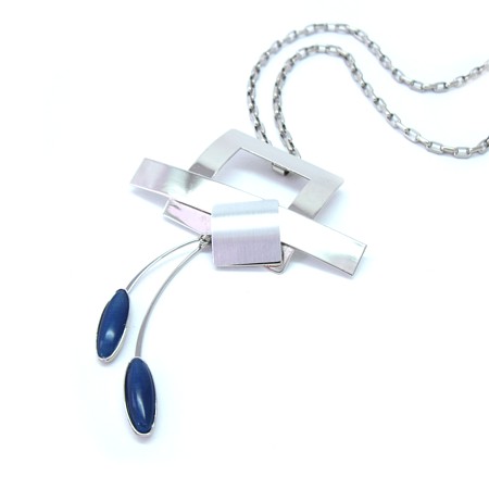 Long 32" Silvertone and Blue Catsite Necklace by Crono Design - Click Image to Close